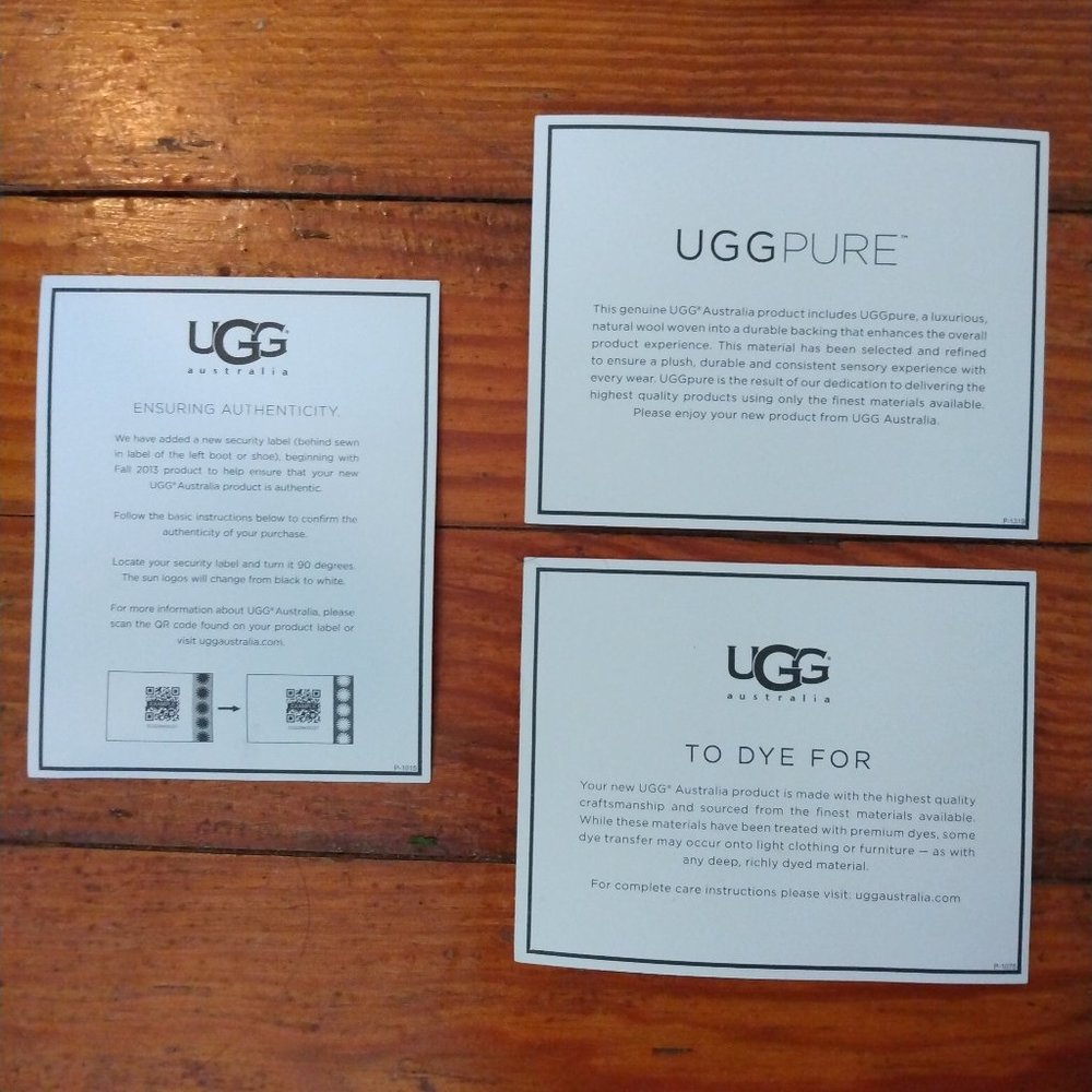 UGG Dylyn Boot - Like New - Picture 3 of 9